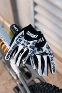 Sick Gloves “Inked Edition” – SICK! by Fabio Wibmer